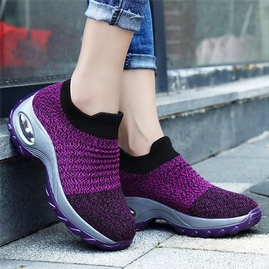 Hypersoft Walking Sneakers